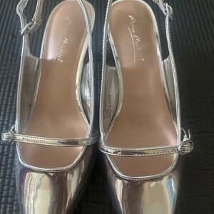 Anne Michelle Metallic Silver Heels